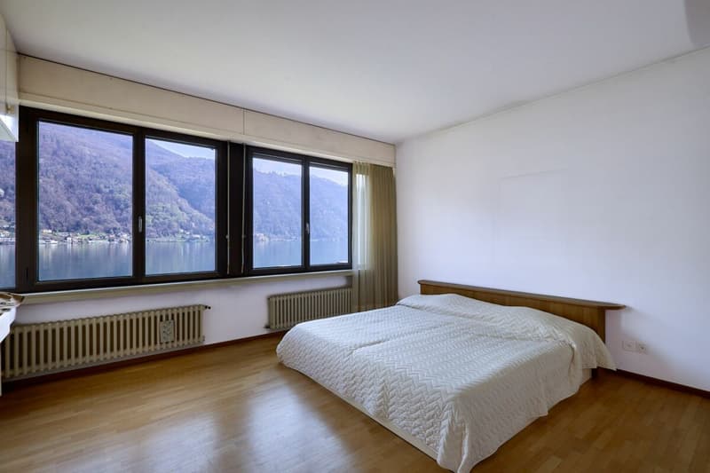 Villa Fronte Lago con Darsena Privata a Morcote (16)