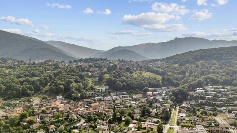 Unabhängige Villa mit großem privatem Park von 627 m2 (10)