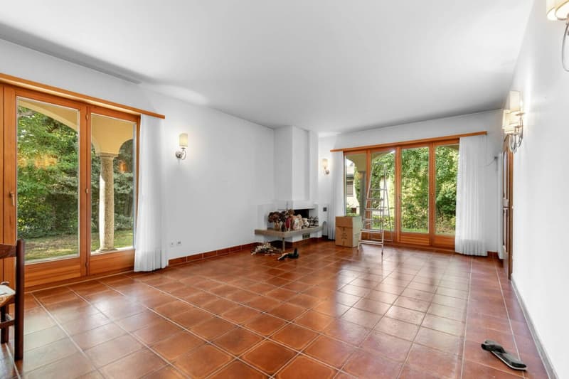 Villa indipendente con ampio parco privato di 627 m2 (5)