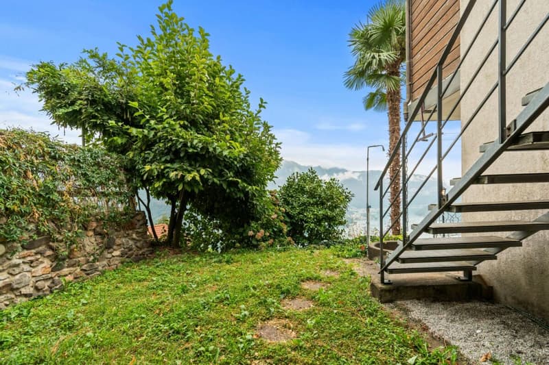 Zwischen Natur und Seesicht - charmantes Zuhause in Carona mit besonderem Extra (12)