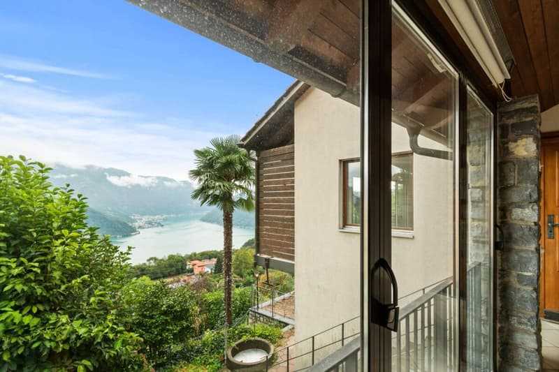 Zwischen Natur und Seesicht - charmantes Zuhause in Carona mit besonderem Extra (13)