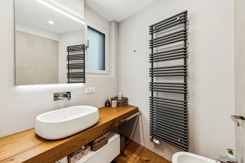 Exklusive 7.5-Zimmer-Wohnung in Castagnola mit See- und Bergsicht (8)