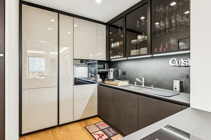 Exklusive 7.5-Zimmer-Wohnung in Castagnola mit See- und Bergsicht (3)