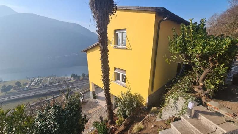 ROVIO: VILLA 6.5 loc. PANORAMICA RISTRUTTURATA (2)