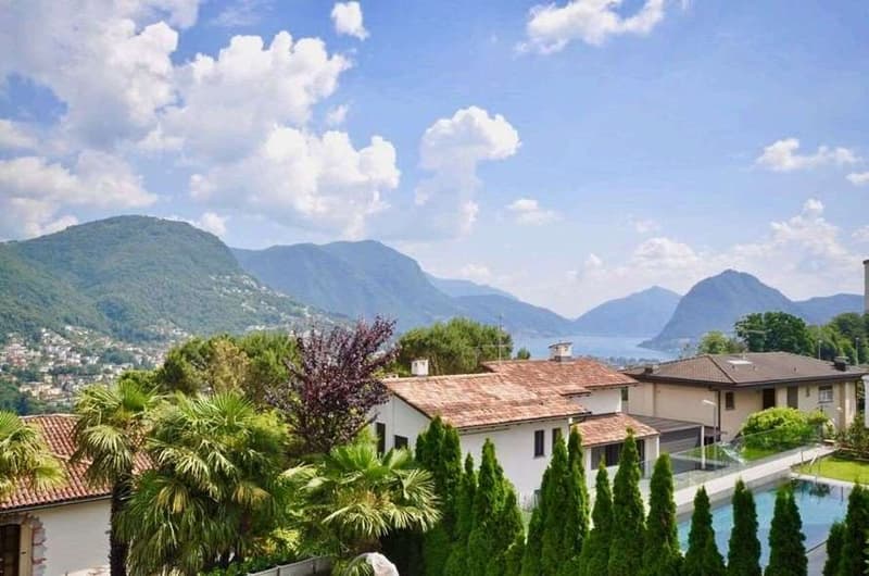 Exclusive Villa with Lake View for Rent in Comano (2)