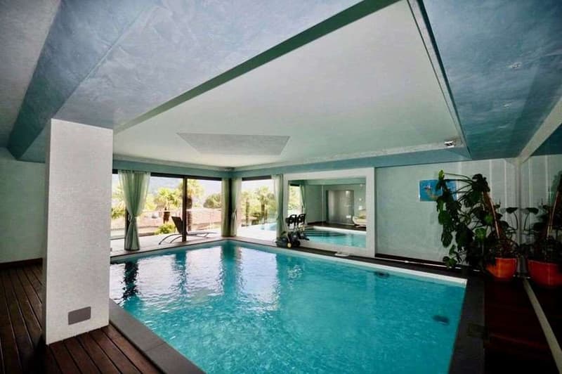 Exklusive Villa mit Seeblick in Comano (9)