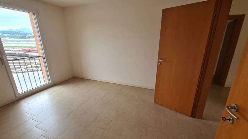 CHIASSO: GRANDE ATTICO PANORAMICO (12)