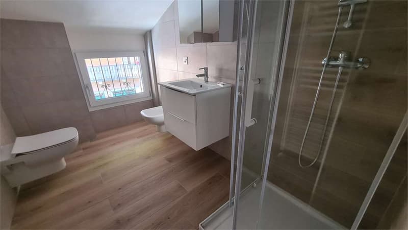 MENDRISIO CAPOLAGO: 3.5 LOC. VISTA LAGO - secondario (8)