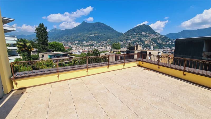 LUGANO: PRÄSTIGEVOLE LUXUSVILLA IM ZENTRUM (12)