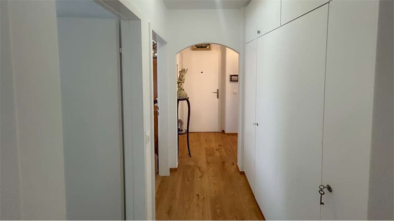 MAGLIASO: LUMINOSO TRILOCALE VICINO AI SERVIZI (12)