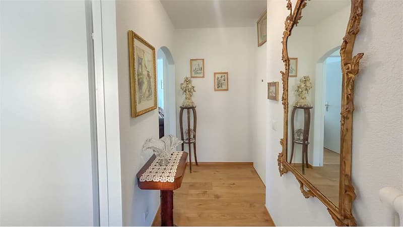 MAGLIASO: LUMINOSO TRILOCALE VICINO AI SERVIZI (4)
