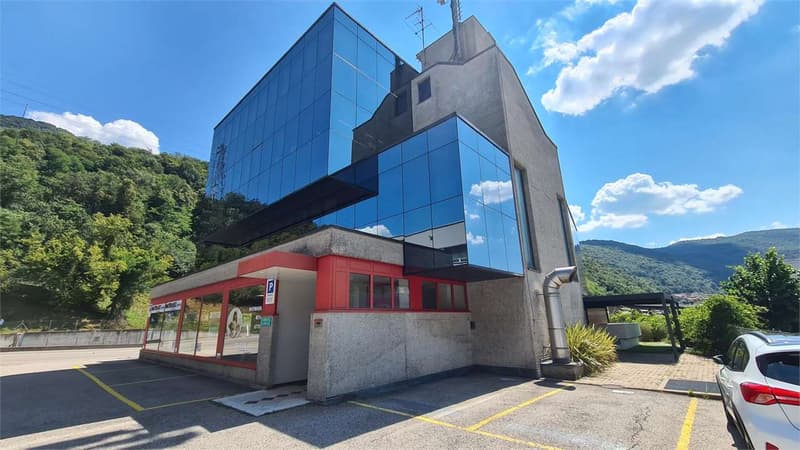 LUGANO: Prestigioso neues Büro in modernem Gebäude (3)
