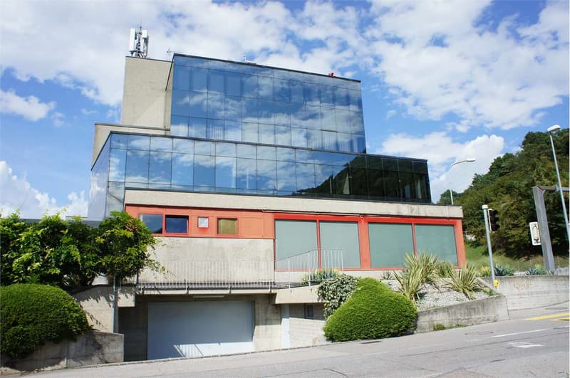 LUGANO: Prestigioso neues Büro in modernem Gebäude (4)