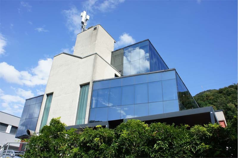 LUGANO: Prestigioso neues Büro in modernem Gebäude (2)