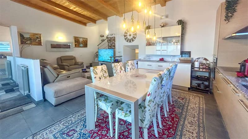 MAISONETTE DI VACANZA A DUE PASSI DAL LAGO (1)