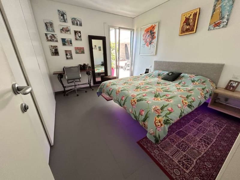 LUGANO: MODERN 4.5 ROOM APARTMENT WITH SPACIOUS TERRACE (12)
