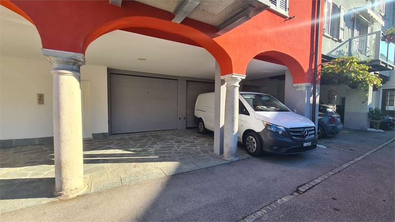 MENDRISO CAPOLAGO: SUGGESTIVO ATTICO VISTA LAGO (7)