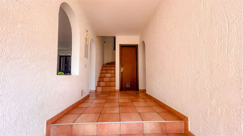 Faszinierendes Haus im Herzen von Neggio (4)