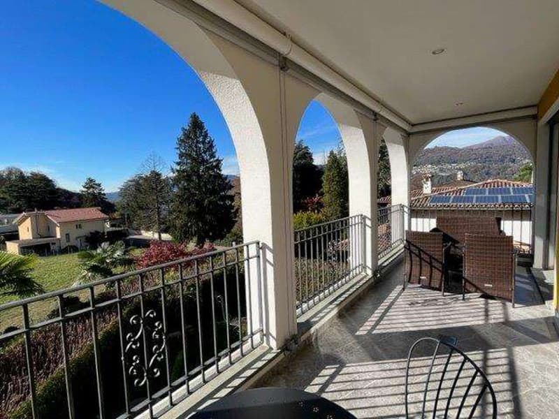 COLLINA D'ORO: ELEGANTE 3,5 LOC. IN VILLA CON PISCINA (9)