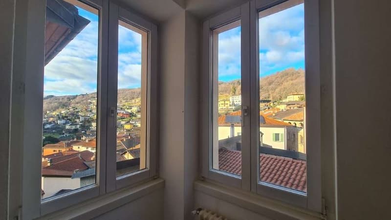 AROGNO: GROßES PANORAMAHaus IM ORTSKERN (9)