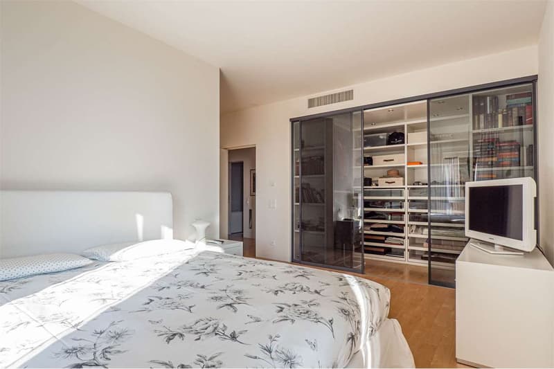 LUGANO - SPLENDID 4.5-ROOM APARTMENT WITH LAKE VIEW (7)