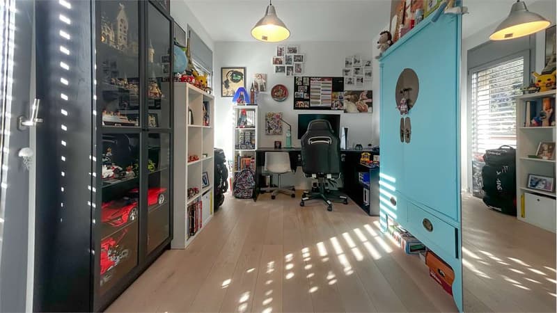 LUMINOSO ATTICO 4,5 LOCALI CON VISTA LAGO (10)