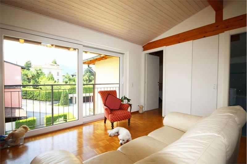 Vaste maison mitoyenne avec jardin (6)