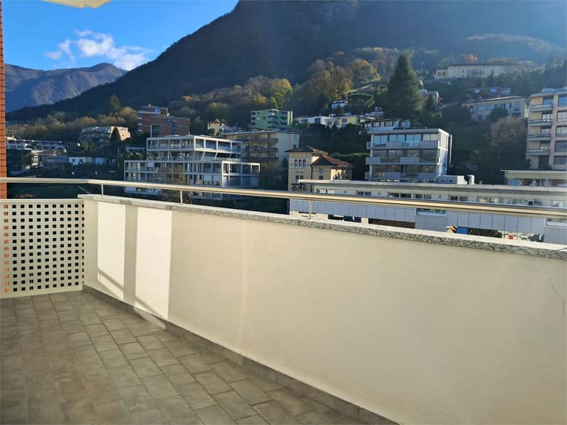 Paradise: renovated attic with open view (8)