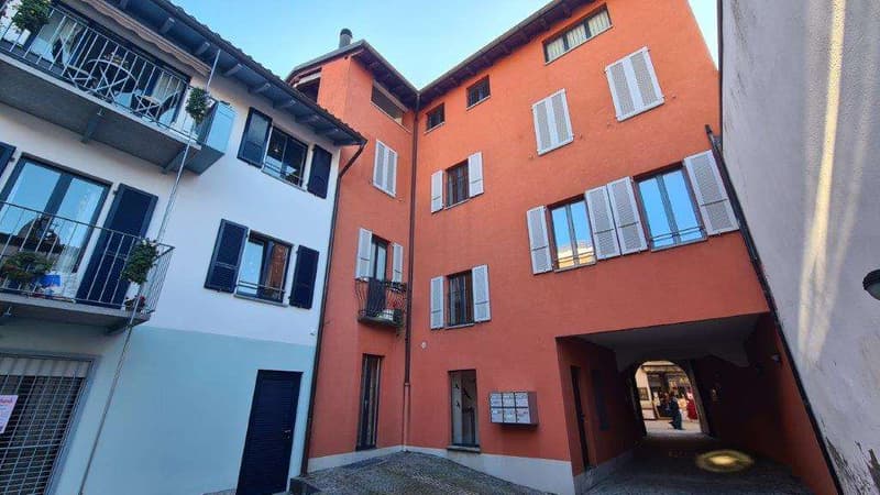 MENDRISIO ZENTRUM: SEHR GEEIGNETES 2.5 ZIMM. FUSSGÄNGERZONE (6)