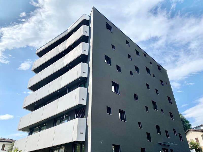 Breganzona: last furnished studio apartment on the ground floor (7)