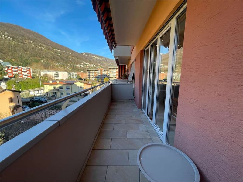 Agno: refurbished and furnished studio apartment (6)