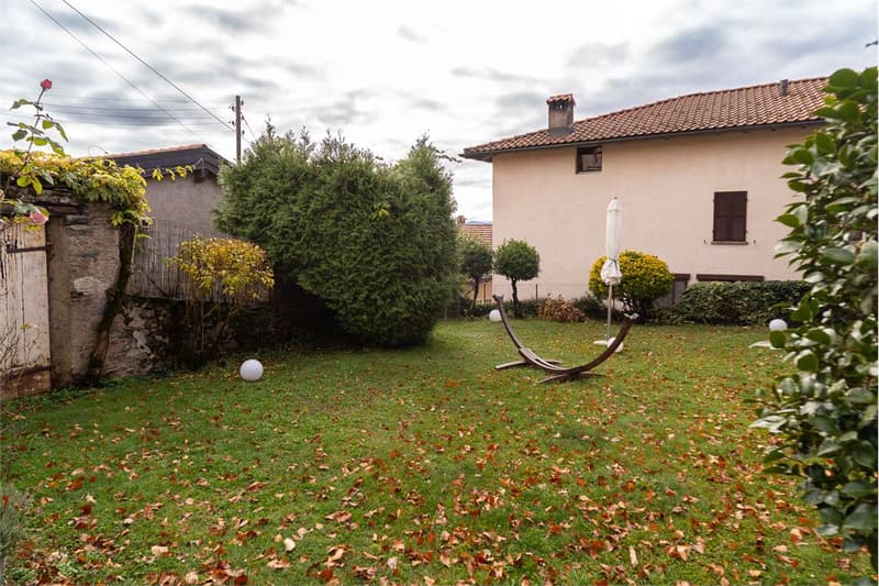 Immobile Plurifamiliare con spazi versatili a Breno (4)