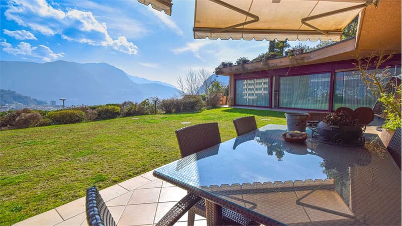 PRESTIGIOSO APPARTAMENTO CON GIARDINO E VISTA LAGO (2)
