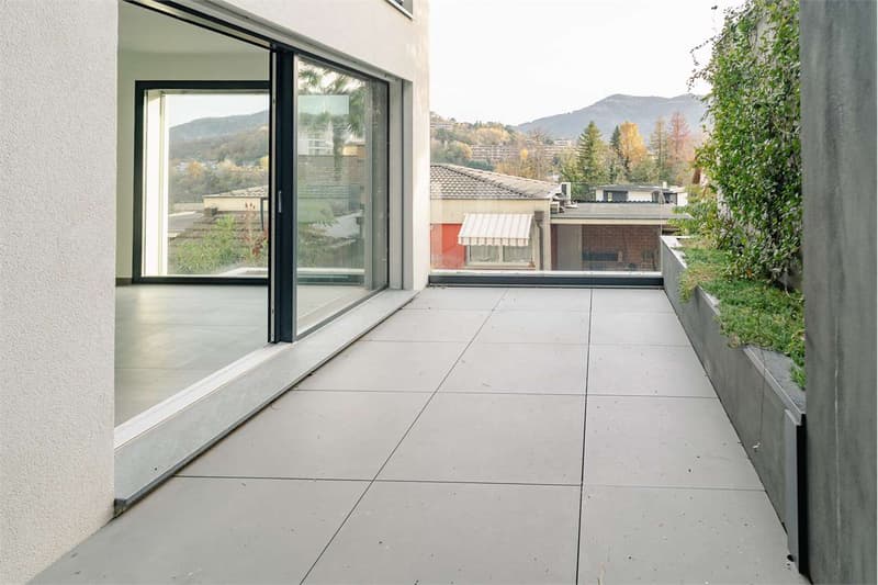 Vacallo: großes 2.5-Zimmer-Wohnung mit breiter Terrasse (1)