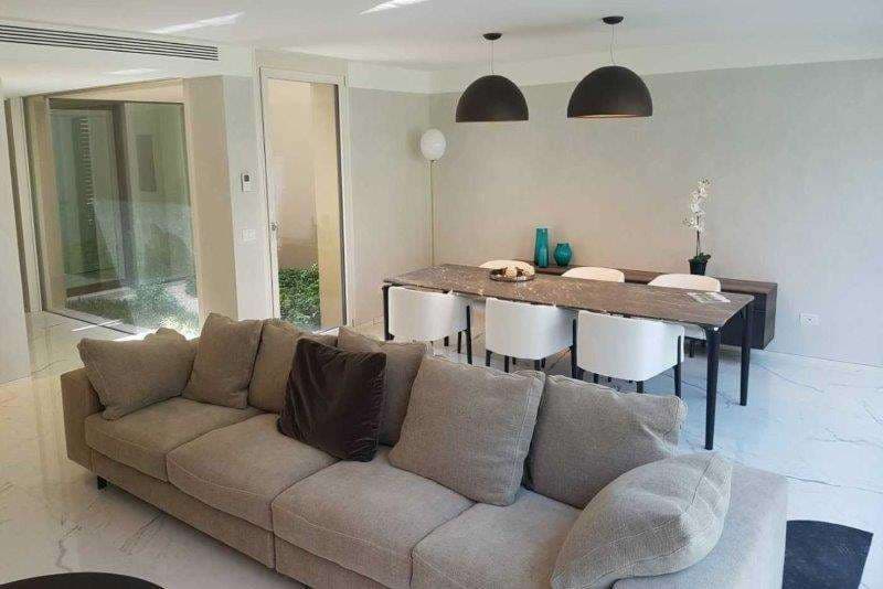 Elegantes Seehaus mit Pool in RIVA S. VITALE (5)
