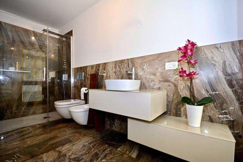 Elegantes Seehaus mit Pool in RIVA S. VITALE (11)