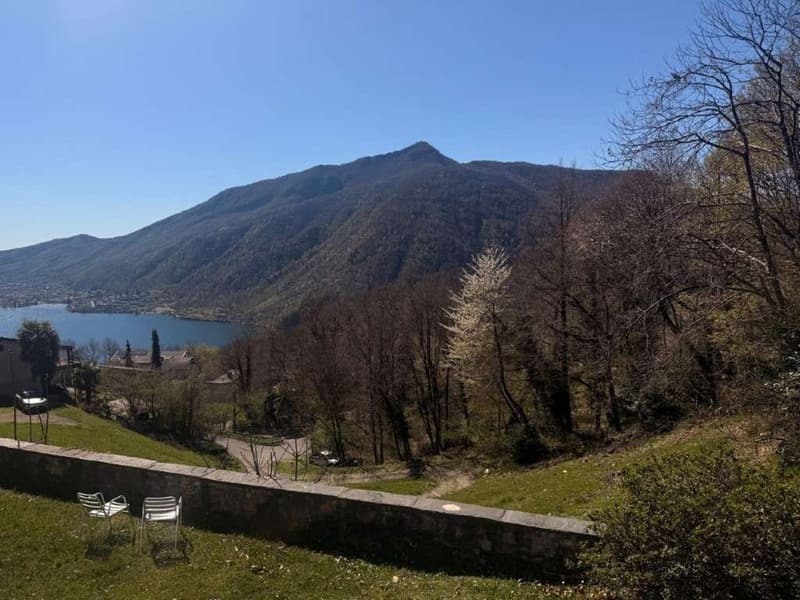 ROVIO: BELLA CASA VISTA LAGO CON AMPIO TERRENO (4)
