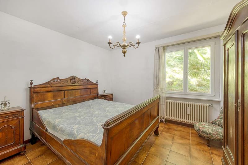 CASTEL S. PIETRO: VILLA WITH GREAT POTENTIAL FOR RENOVATION (11)