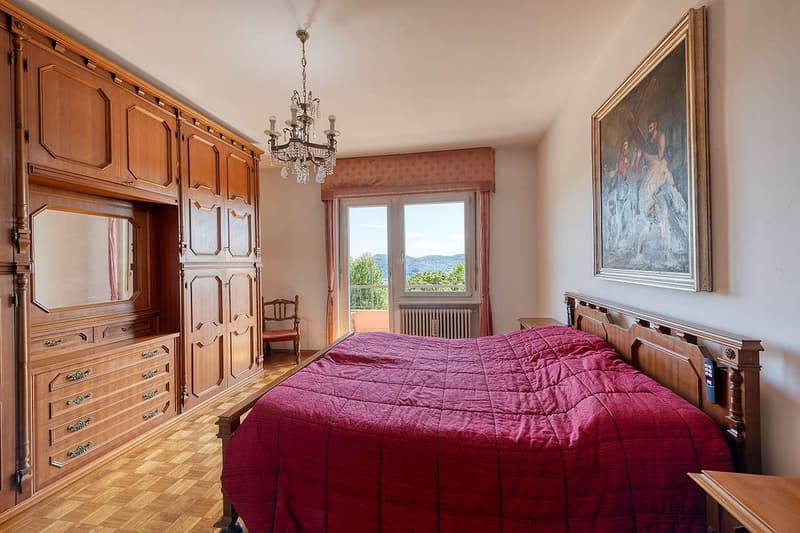 CASTEL S. PIETRO: VILLA WITH GREAT POTENTIAL FOR RENOVATION (6)