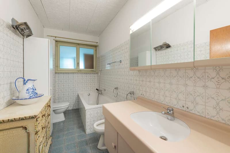CASTEL S. PIETRO: VILLA WITH GREAT POTENTIAL FOR RENOVATION (7)