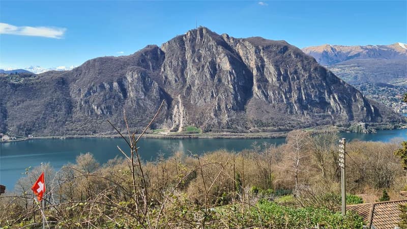 AROGNO: BAUGRUND MIT SEEBLICK (3)