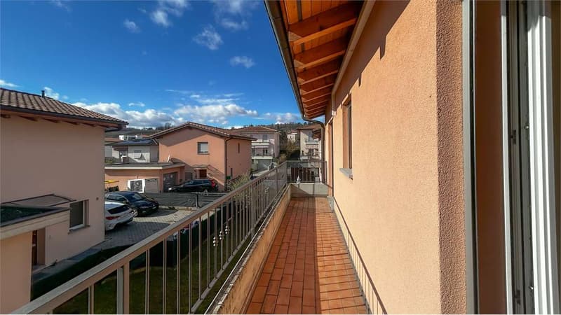 STABIO: SINGLE-FAMILY HOUSE WITH GARDEN AND SPACIOUS AREAS (11)