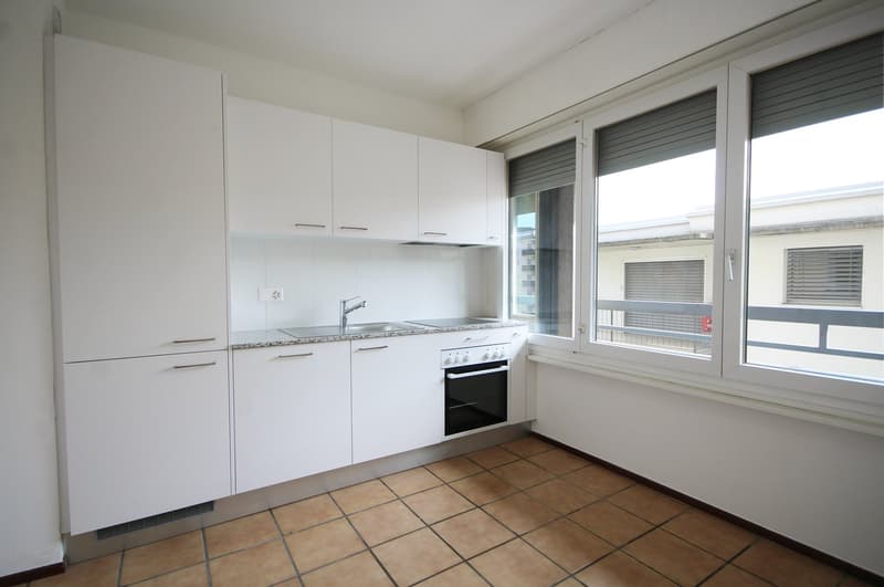 Chiasso: geräumige 5.5-Zimmer-Wohnung mit Balkonen (4)