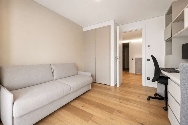 Elegant 4.5 rooms with large terrace in the renowned Residenza Parco (5)