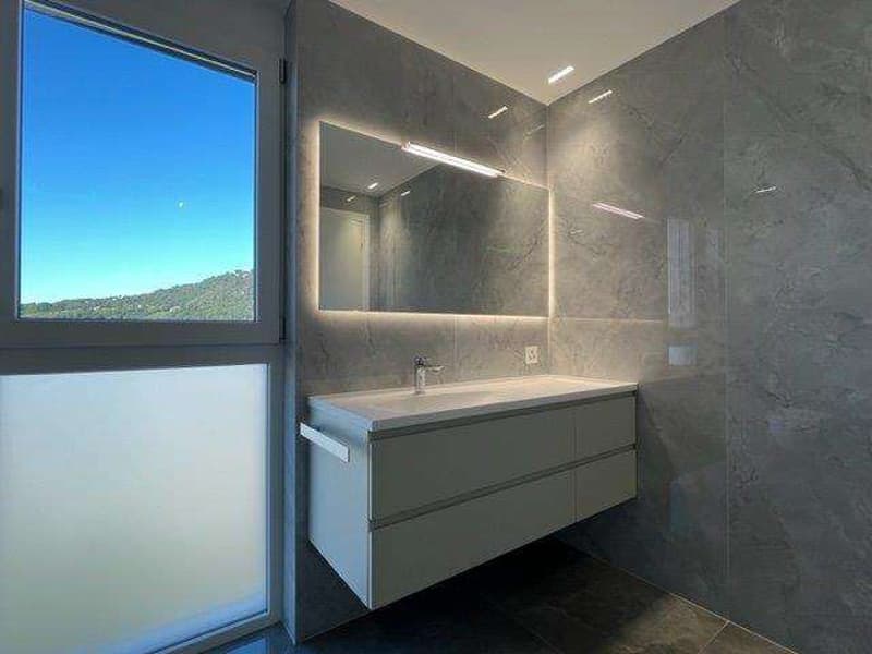 MENDRISIO: 4.5 Room Penthouse Apartment with Panoramic View and High-End Finishes (12)