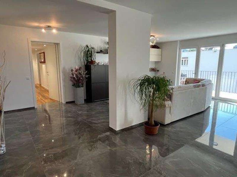 MENDRISIO: 4.5 Room Penthouse Apartment with Panoramic View and High-End Finishes (4)