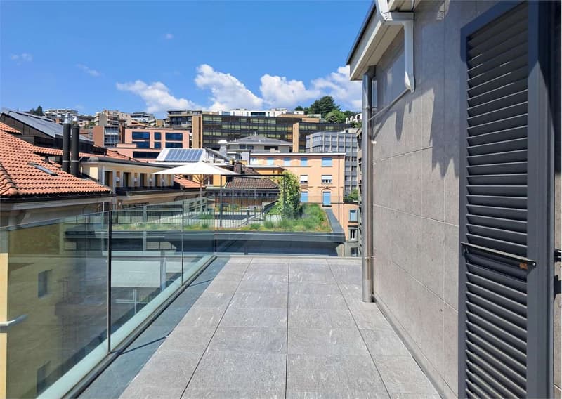 Lugano centre: bureau de 2,5 pièces avec grande terrasse (5)