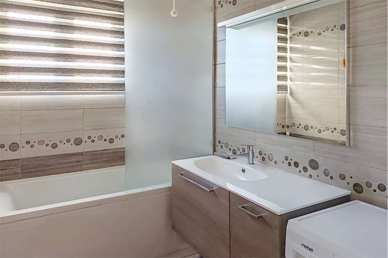 Massagno: 4.5-room apartment near the station (11)