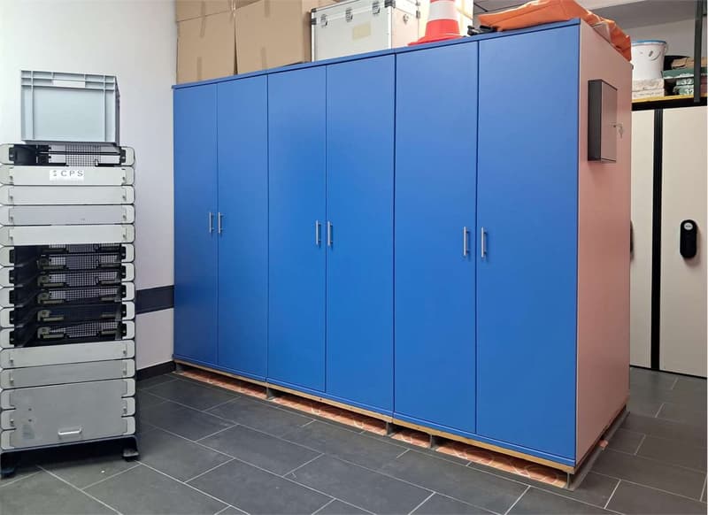 GRAVESANO: Espace commercial artisanal bureau lumineux (5)