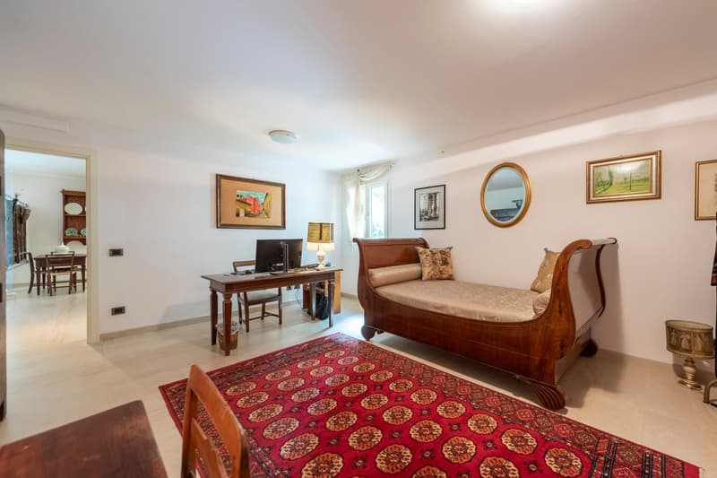 Varazze (ITALIA): elegant villa with a swimming pool, garden, olive grove and garage (6)